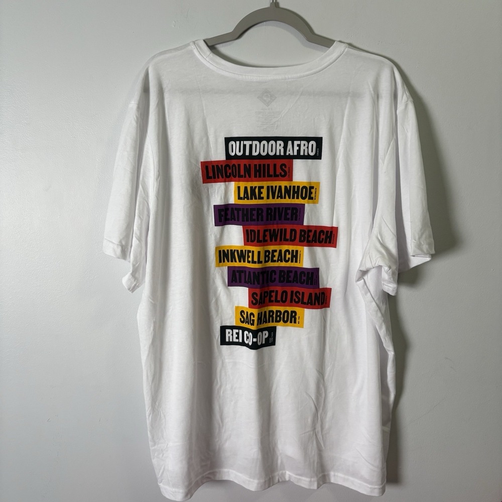 REI Co-Op Outdoor Afro Tee Shirt‎ Men XXL White Cotton Short Sleeve Round Neck